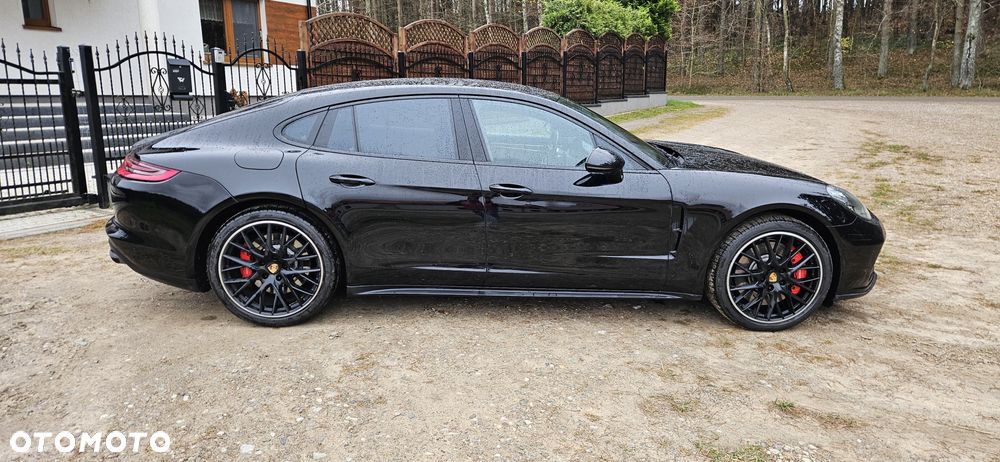 Porsche Panamera Turbo - 33
