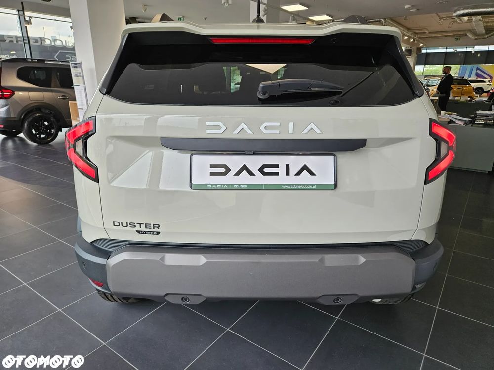 Dacia Duster 1.8 Full Hybrid 155 Journey MMT - 26