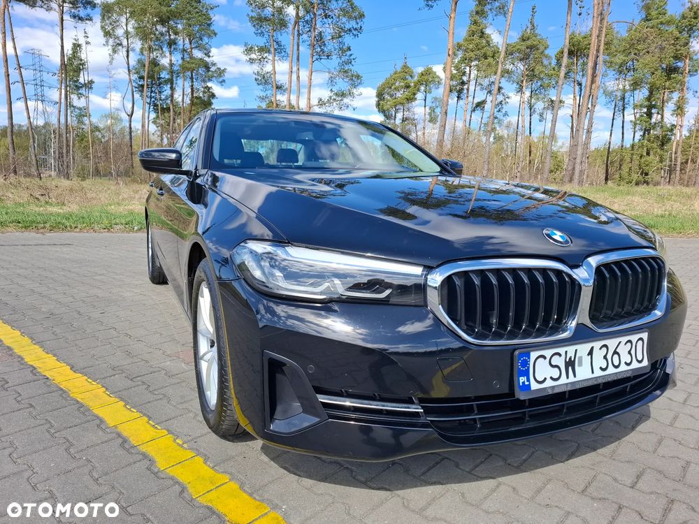 BMW Seria 5 518d - 8