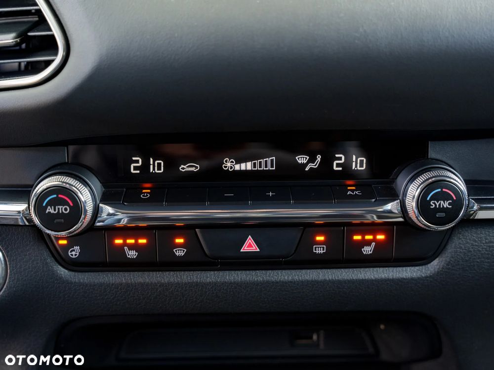 Mazda CX-30 SKYACTIV-X 2.0 M-Hybrid - 28