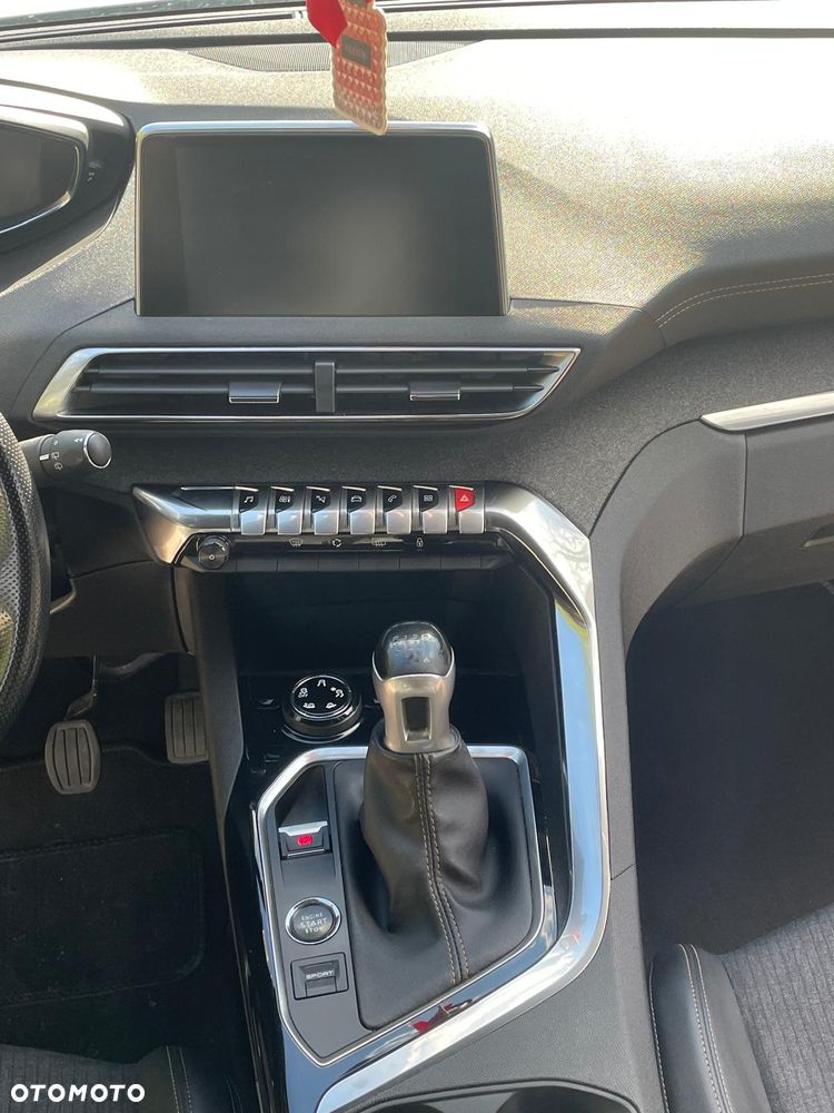 Peugeot 5008 - 22