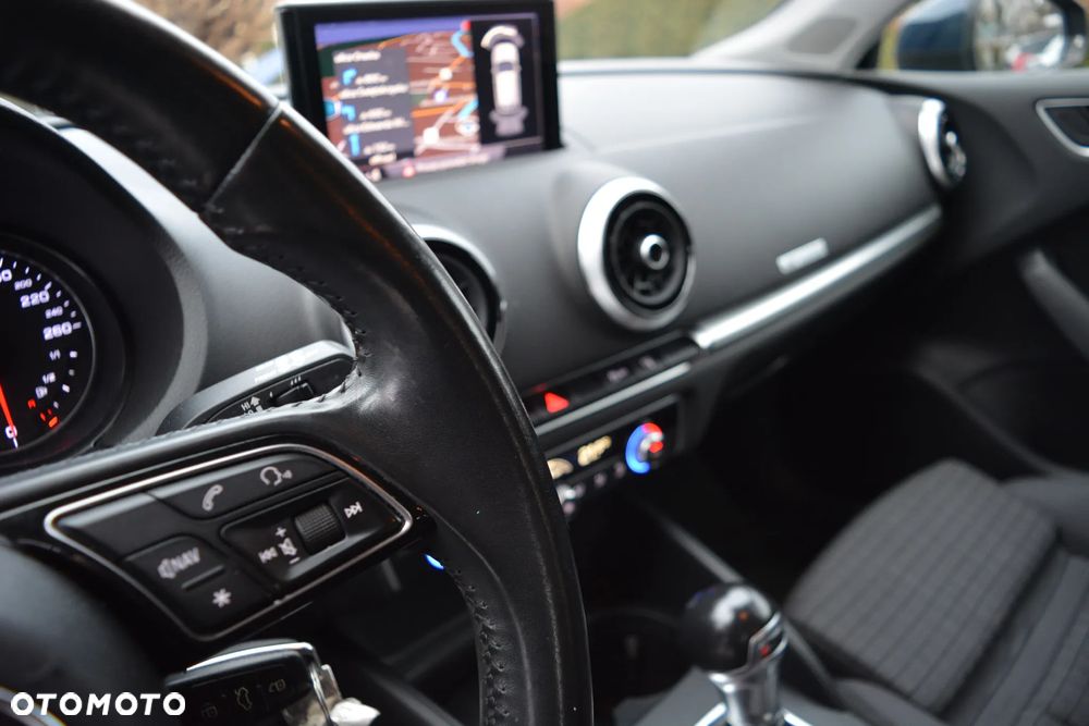 Audi A3 Sportback 1.6 TDI S tronic sport - 11