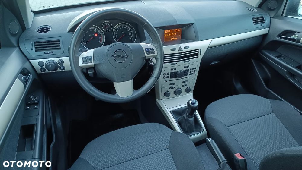 Opel Astra 1.4 Easytronic Innovation - 21