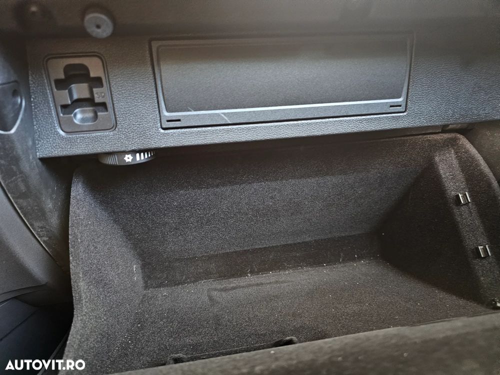 Volkswagen Passat 1.5 TSI ACT DSG Comfortline - 22