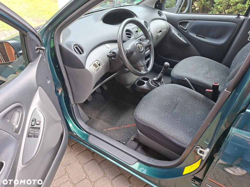 Toyota Yaris 1.0 Edition - 24