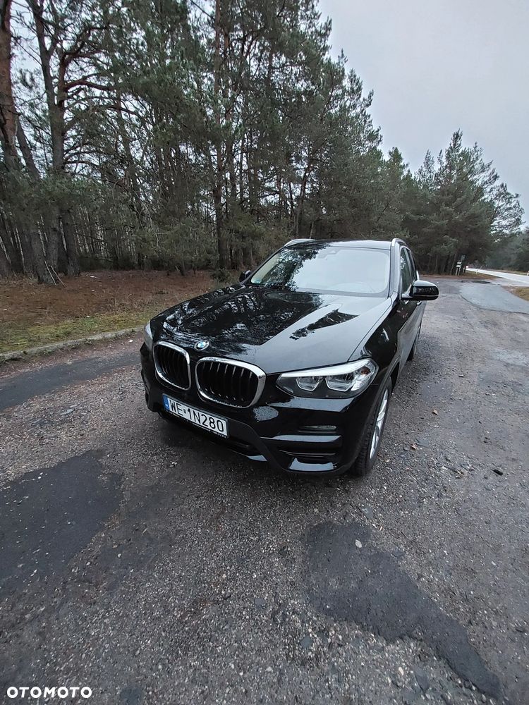 BMW X3 xDrive20d Advantage - 1