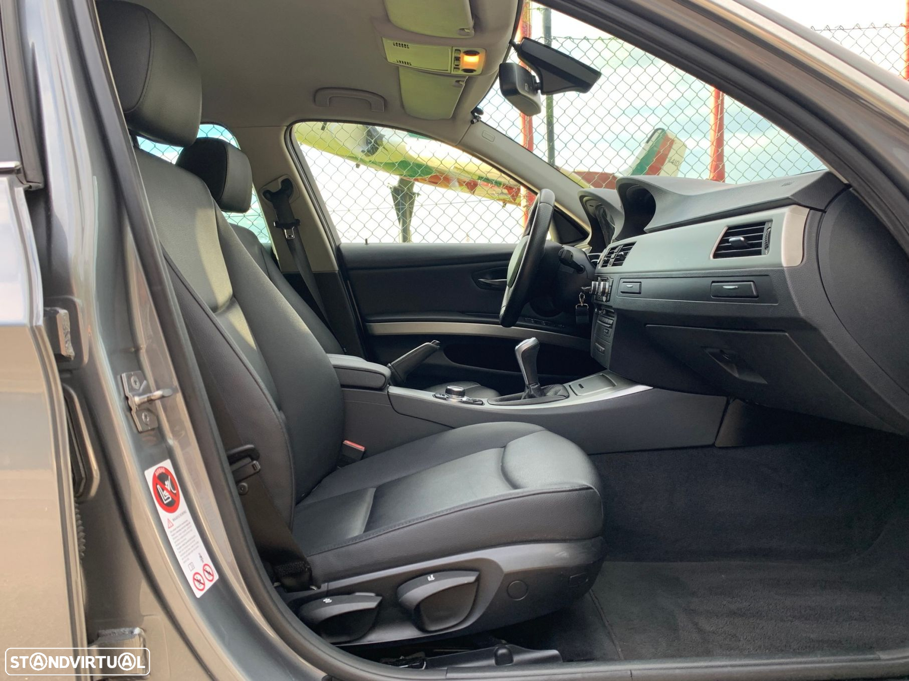 BMW 320 d Touring Navigation - 8