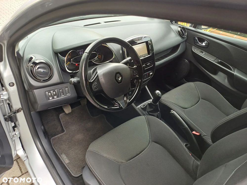 Renault Clio 1.2 16V 75 TomTom Edition - 7