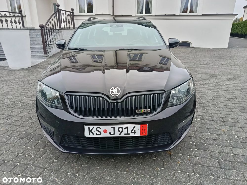 Skoda Octavia Combi 2.0 TDI RS - 4