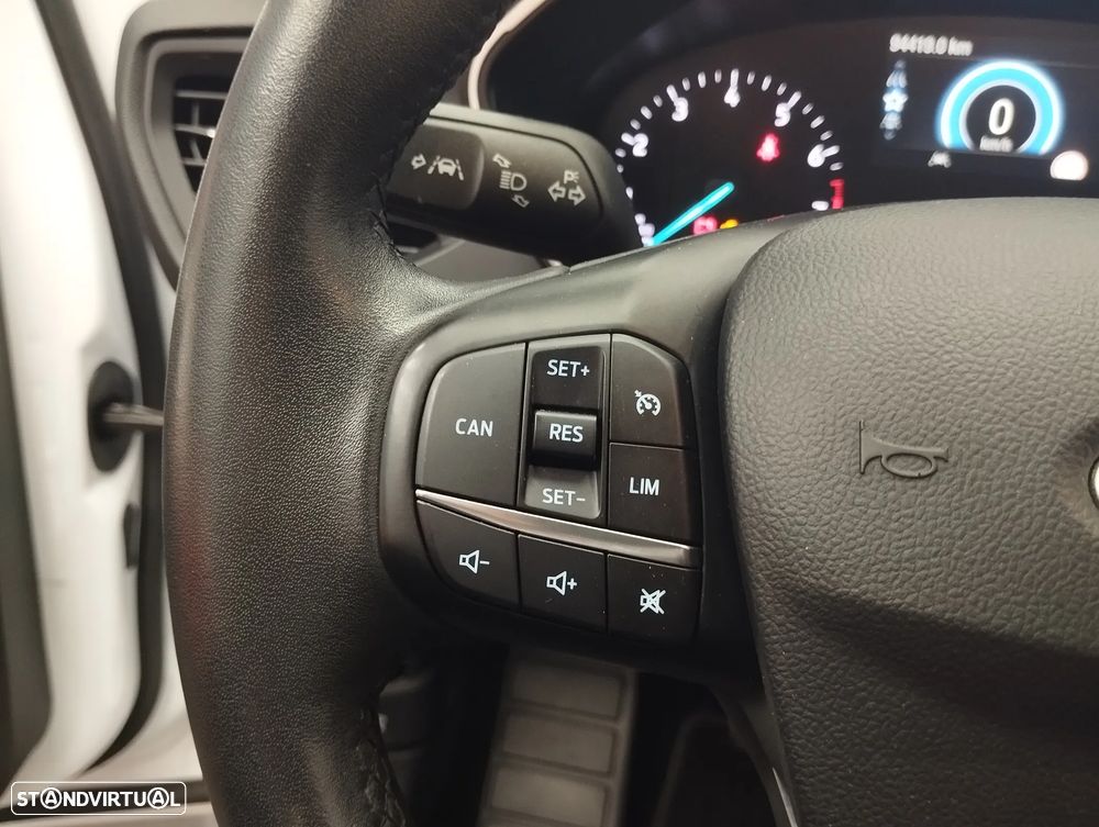 Ford Focus 1.0 EcoBoost Business - 18