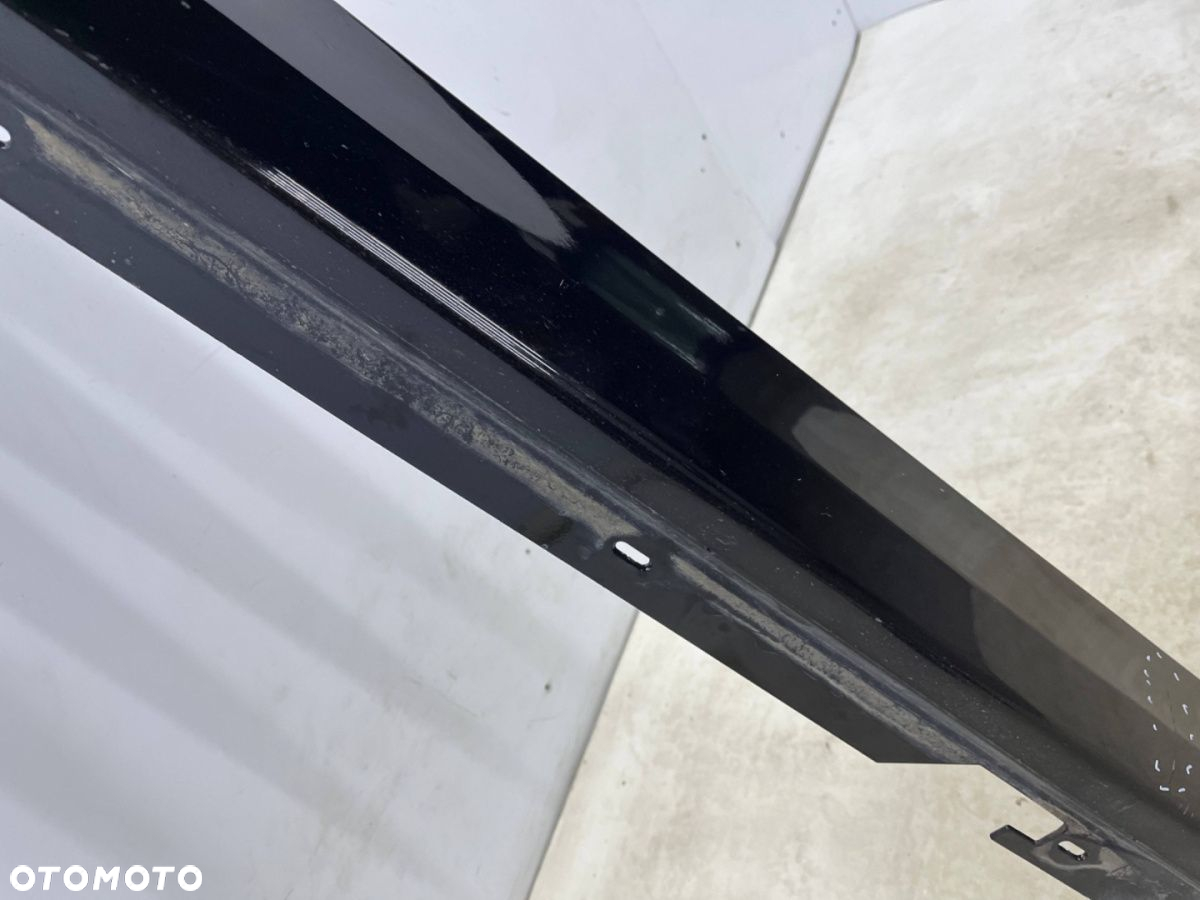 Nakładka progu BMW G30 sedan G31 kombi 17-24r. prawa listwa progowa zewnętrzna Schwarz 2 7387338 - 13