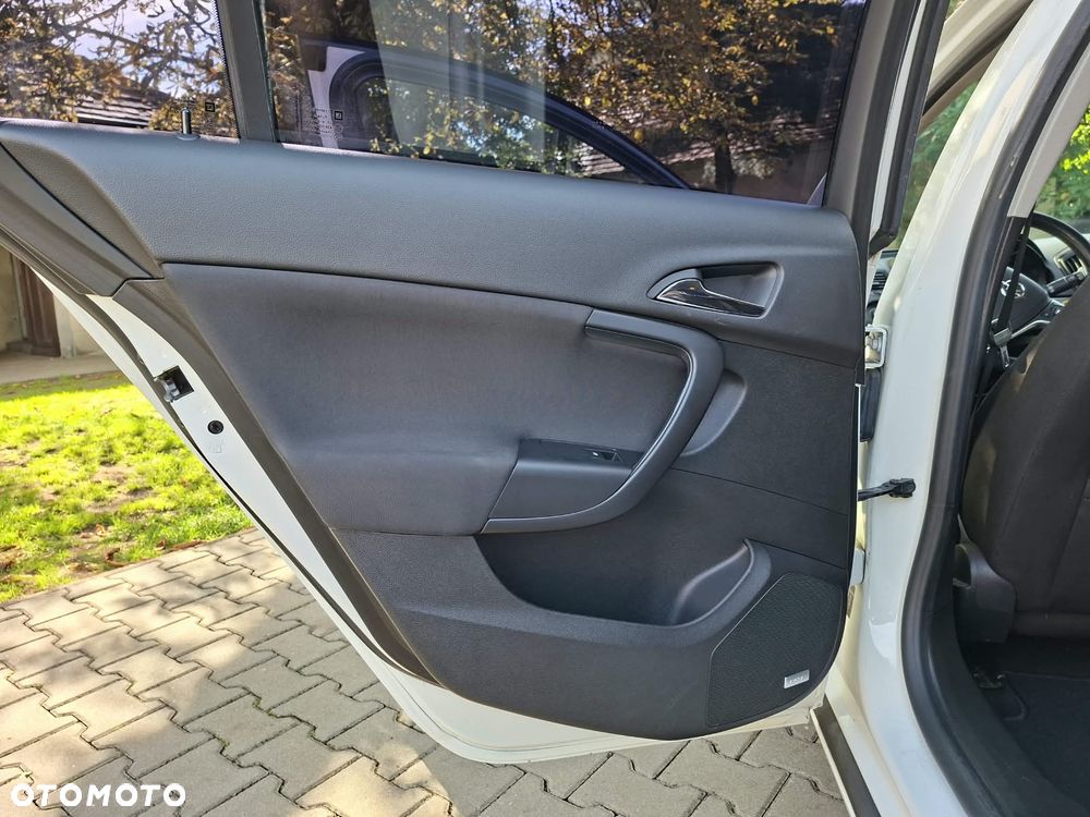 Opel Insignia 2.0 CDTI automatik Sport - 13