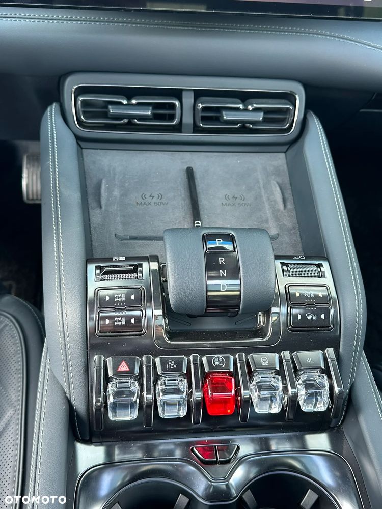 BYD Leopard 5 - 35