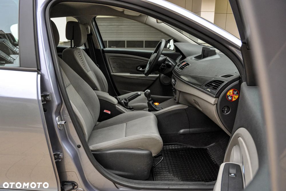Renault Megane - 11
