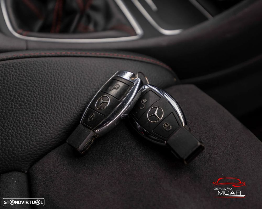 Mercedes-Benz CLA 200 d Shooting Brake AMG Line - 13