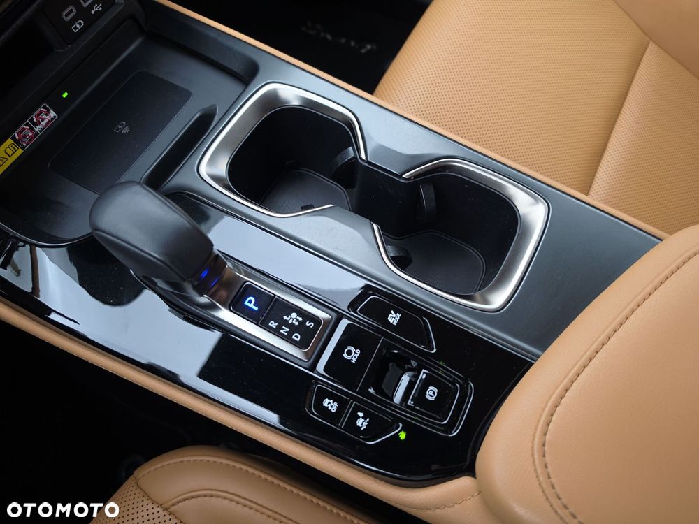 Lexus NX 350h Prestige AWD - 25