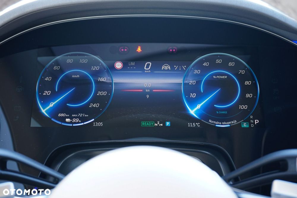 Mercedes-Benz EQS - 11