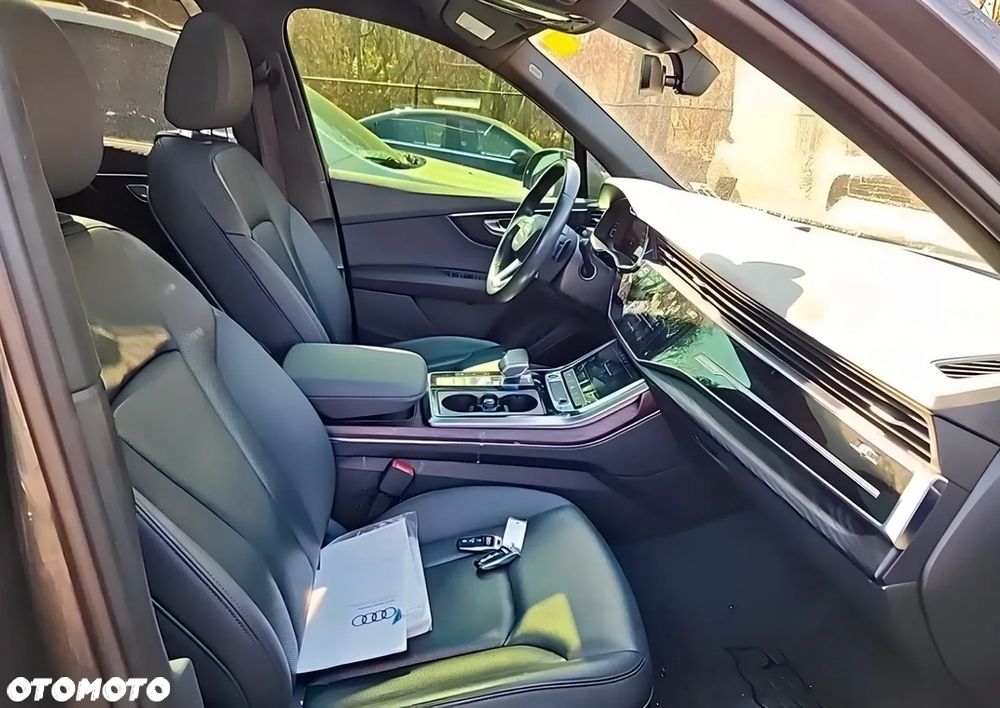 Audi Q7 - 7