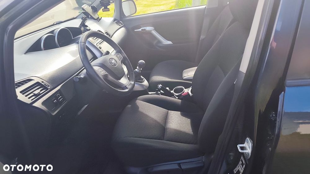 Toyota Verso 2.0 D-4D Executive - 11