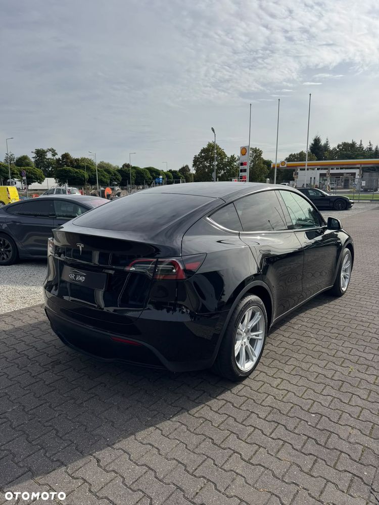 Tesla Model Y Long Range RWD - 6