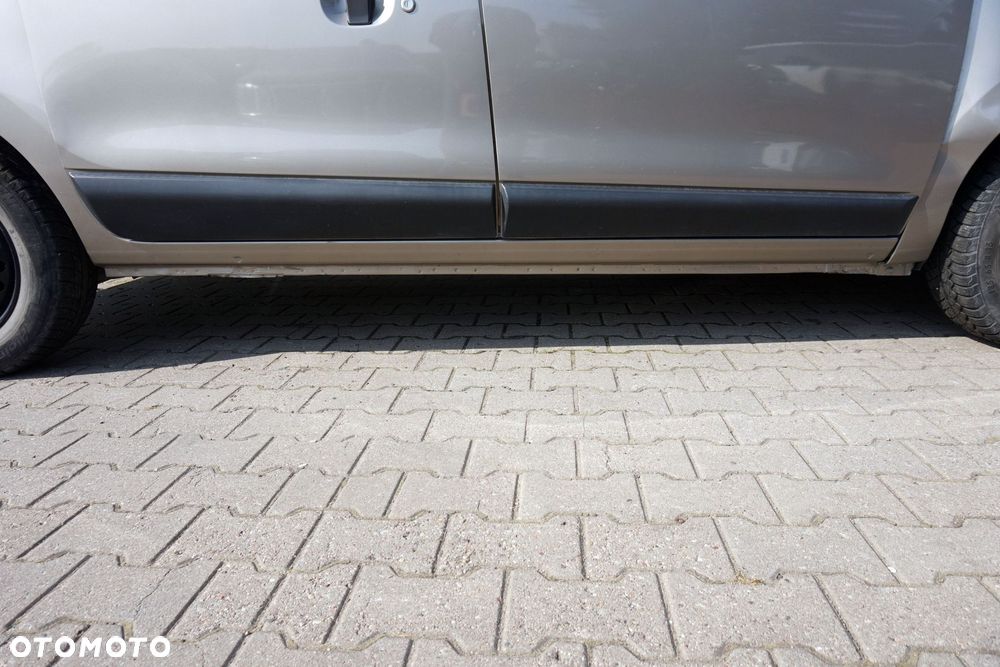 ĆWIARTKA PRÓG SŁUPEK PRAWY DOKKER LIFT TEHNK 764608636R DACIA 2017-2021 - 1