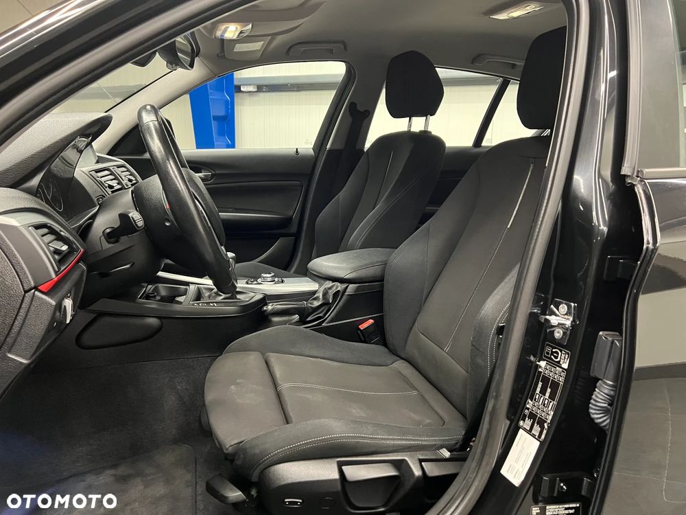 BMW Seria 1 118i Sport Line - 20