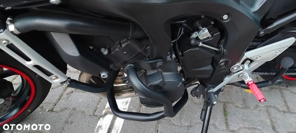 Yamaha FZ6 - 13