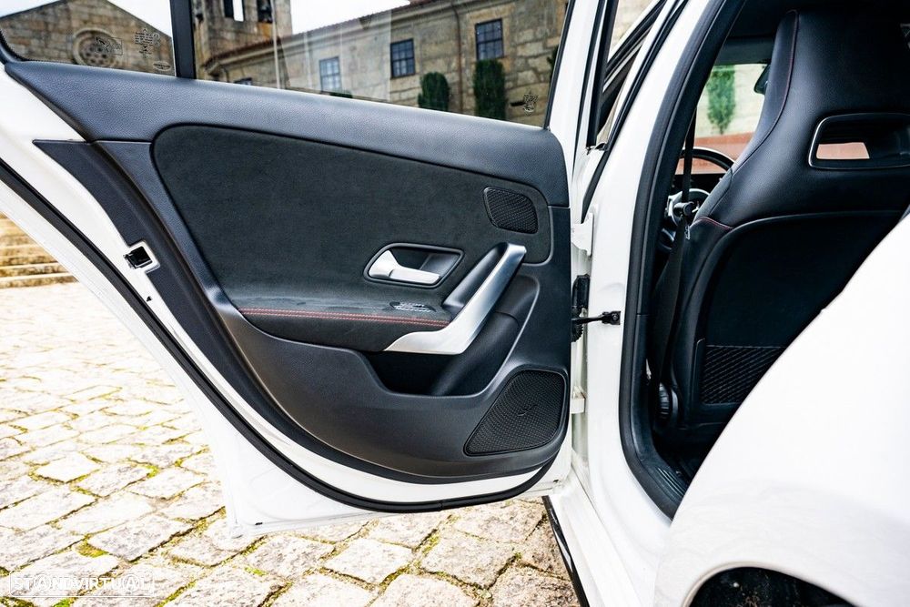 Mercedes-Benz A 180 d AMG Line Aut. - 23