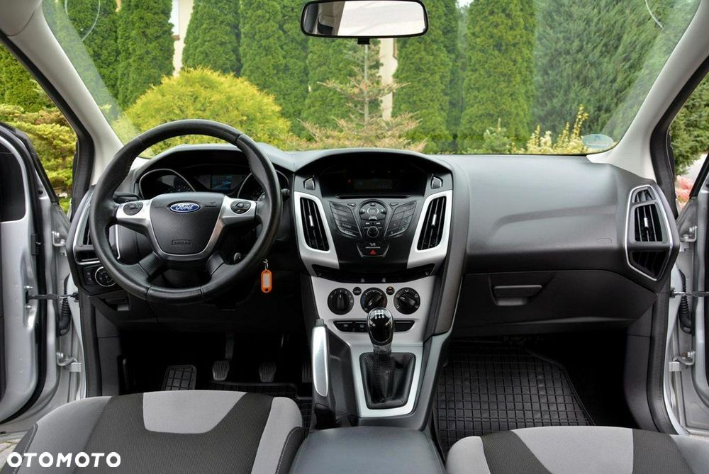 Ford Focus 1.0 EcoBoost Start-Stopp-System Champions Edition - 24