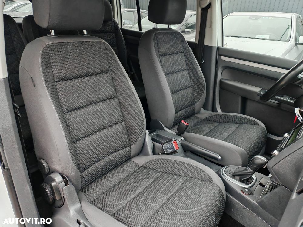 Volkswagen Touran 2.0 TDI DPF DSG Comfortline - 6