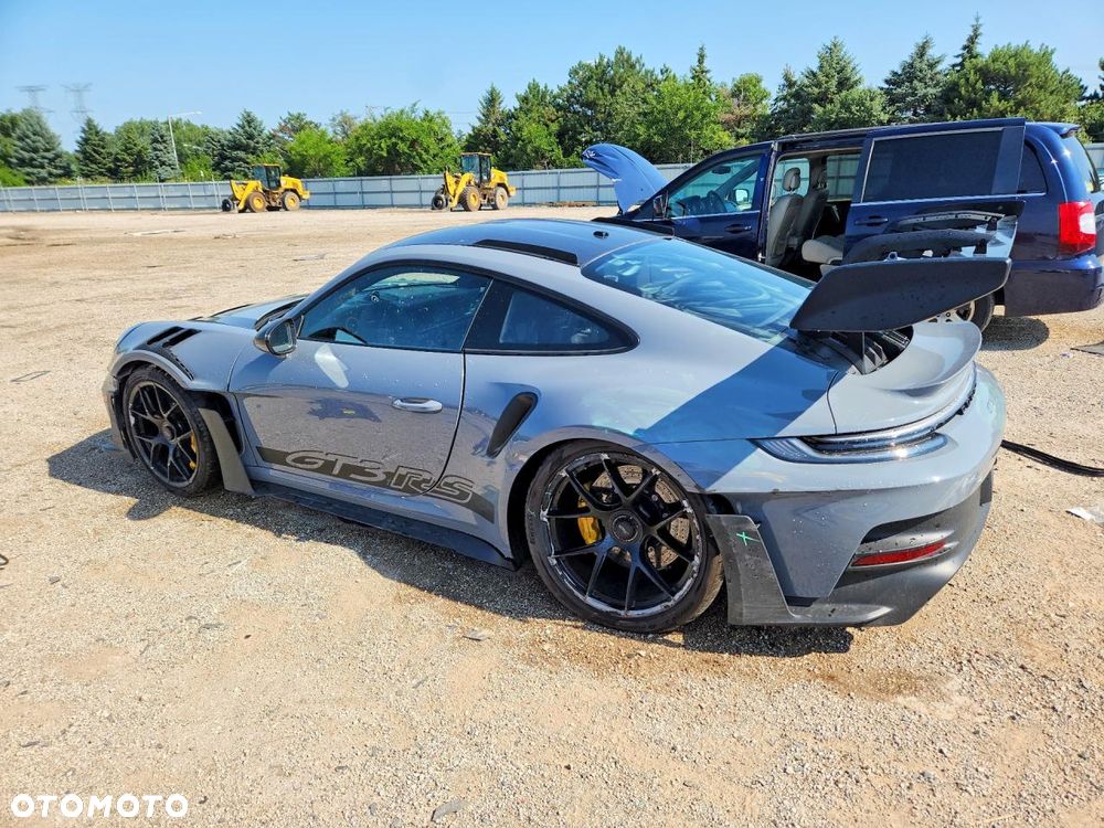 Porsche 911 GT3 RS - 3