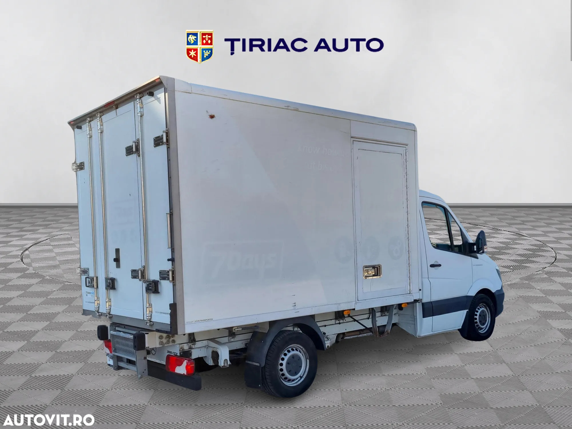 Mercedes-Benz Sprinter - 5