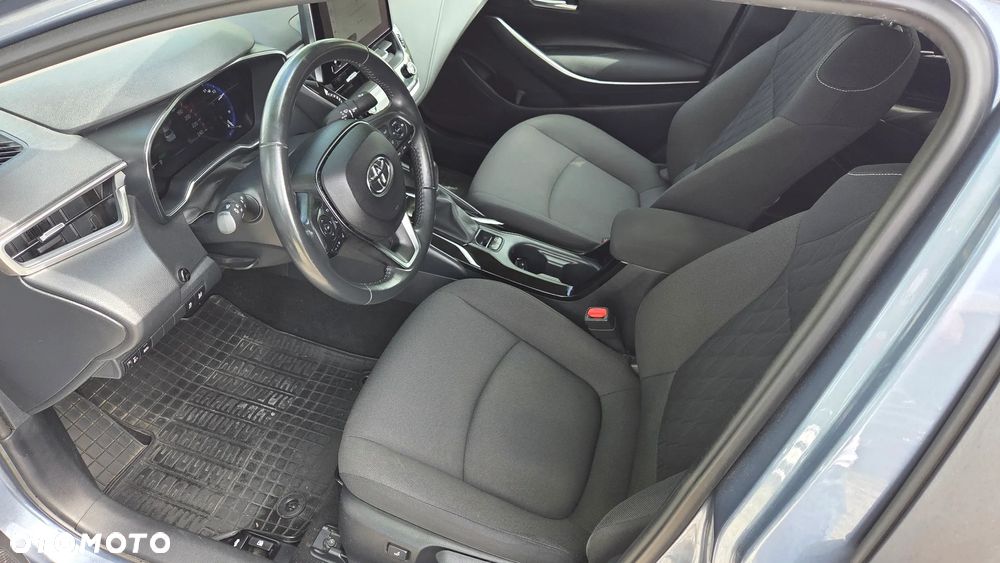Toyota Corolla 1.8 Hybrid Executive - 9