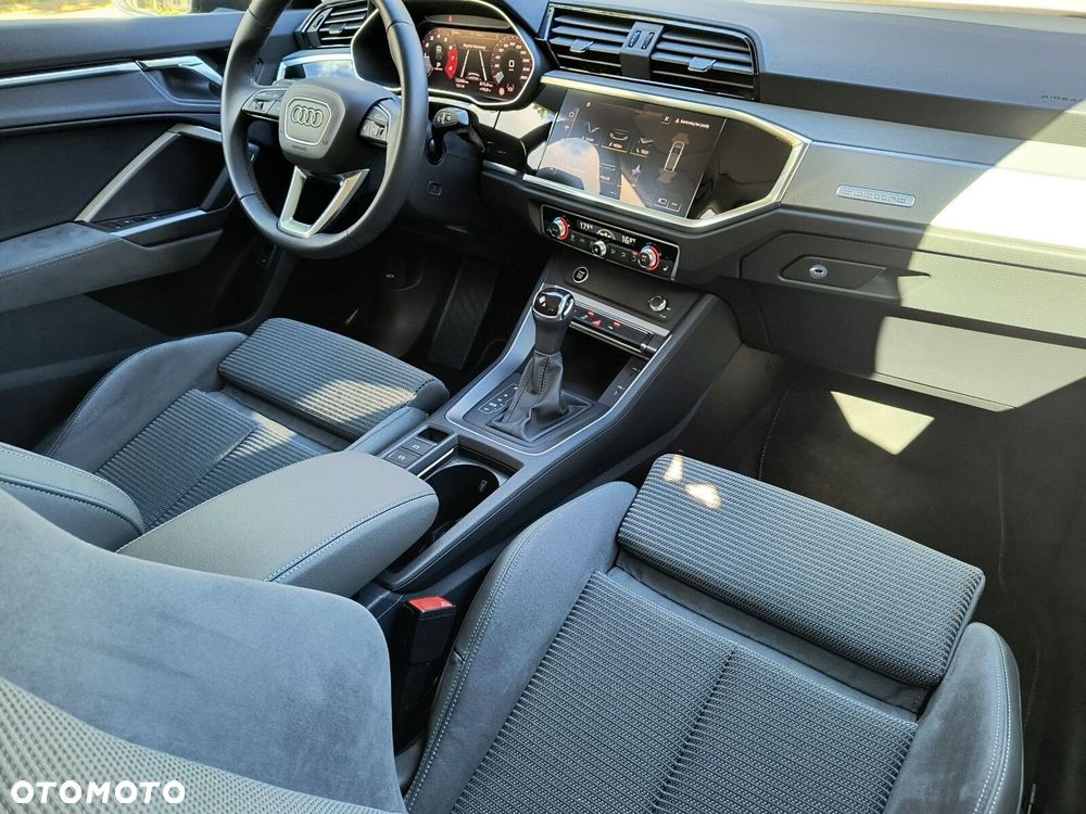 2025 Audi Q3 Sportback, photograph 12