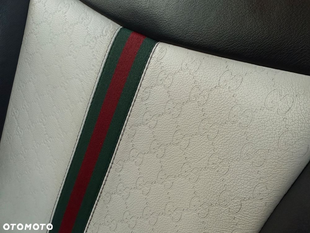 Fiat 500 1.4 16V by Gucci - 13