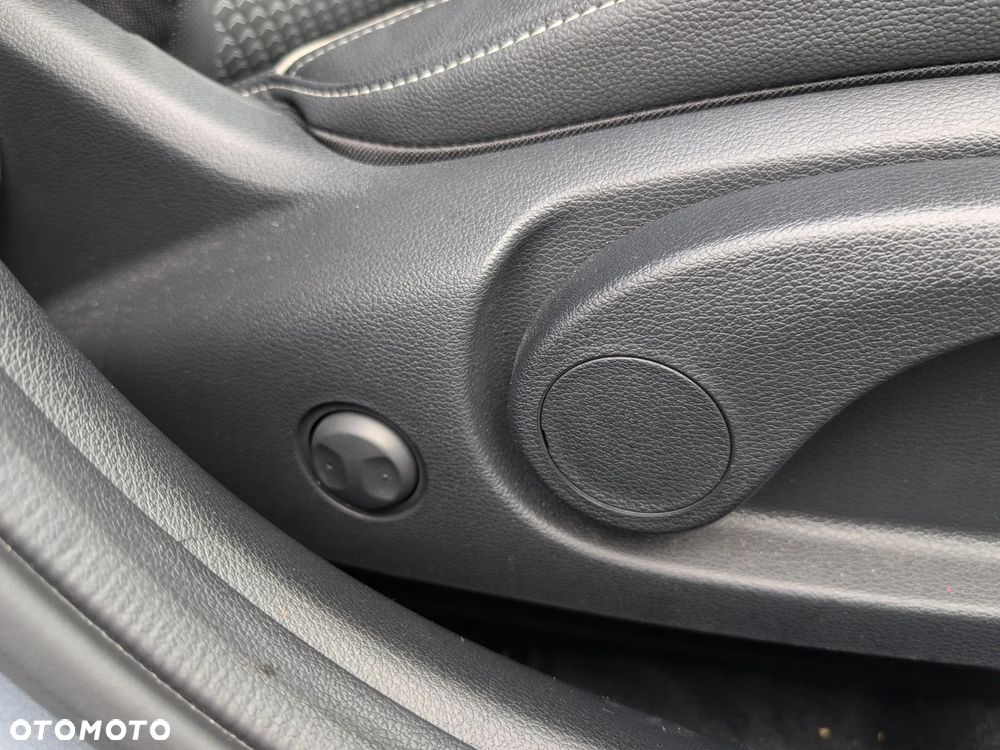 Kia Ceed 1.5 T-GDI Tribute - 27