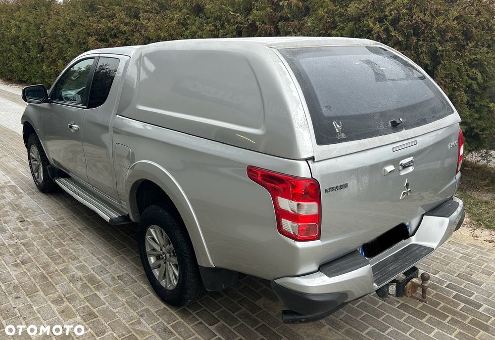 Mitsubishi L200 Pick Up 4x4 S&S Club Cab Diamant Edition - 13