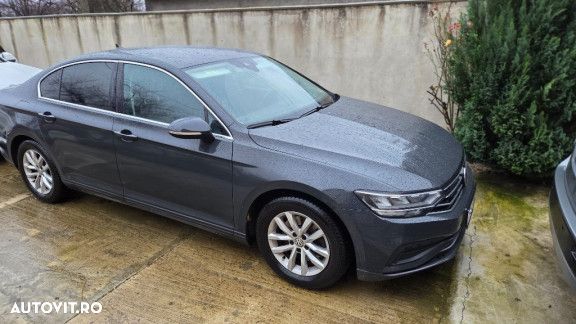 Volkswagen Passat 2.0 TDI DSG Comfortline - 1