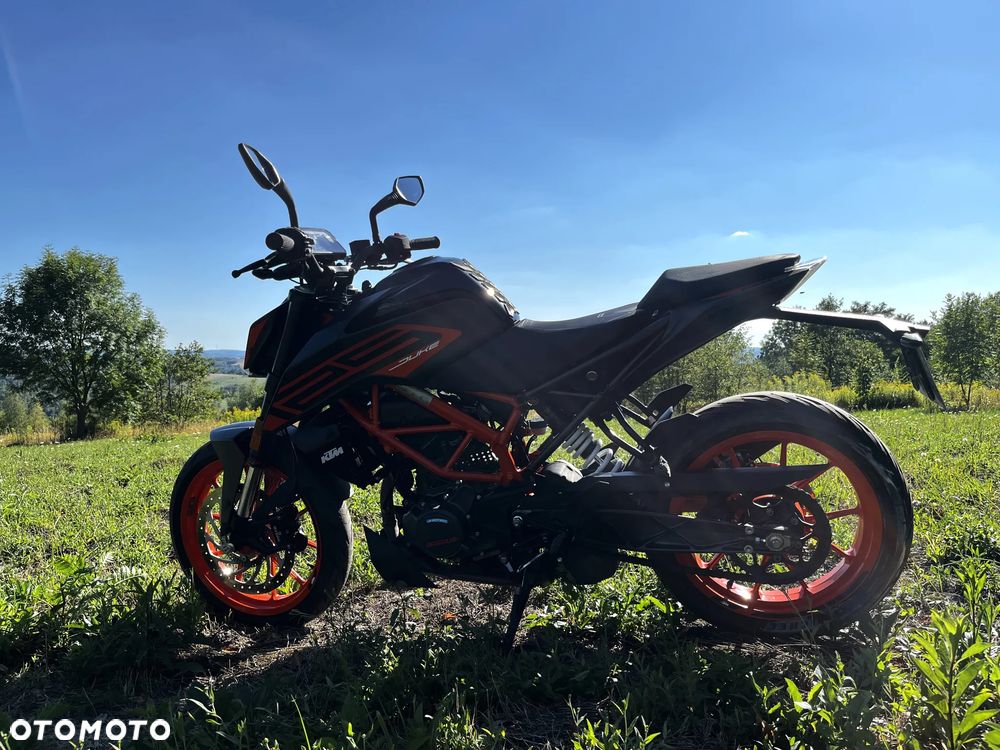KTM Duke 125 - 14
