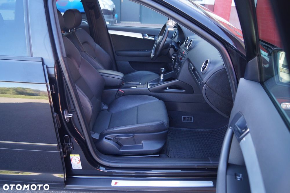 Audi A3 Sportback - 31
