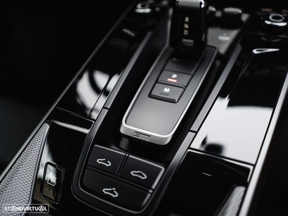 Porsche 911 (992) Carrera - 20