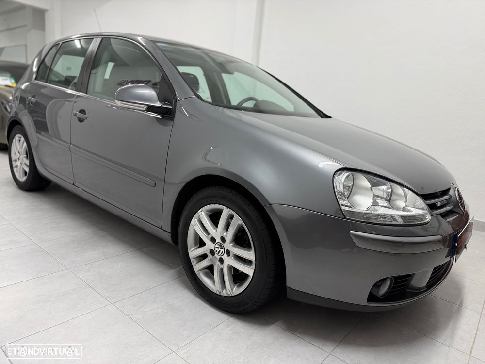 VW Golf 1.9 TDi BlueM. Trend. AC - 8