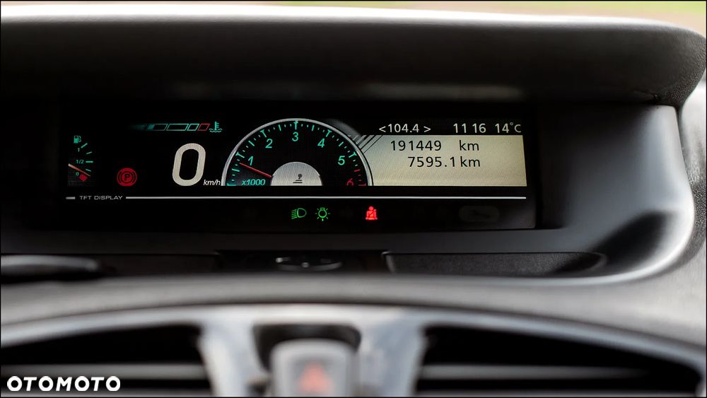 Renault Scenic - 23