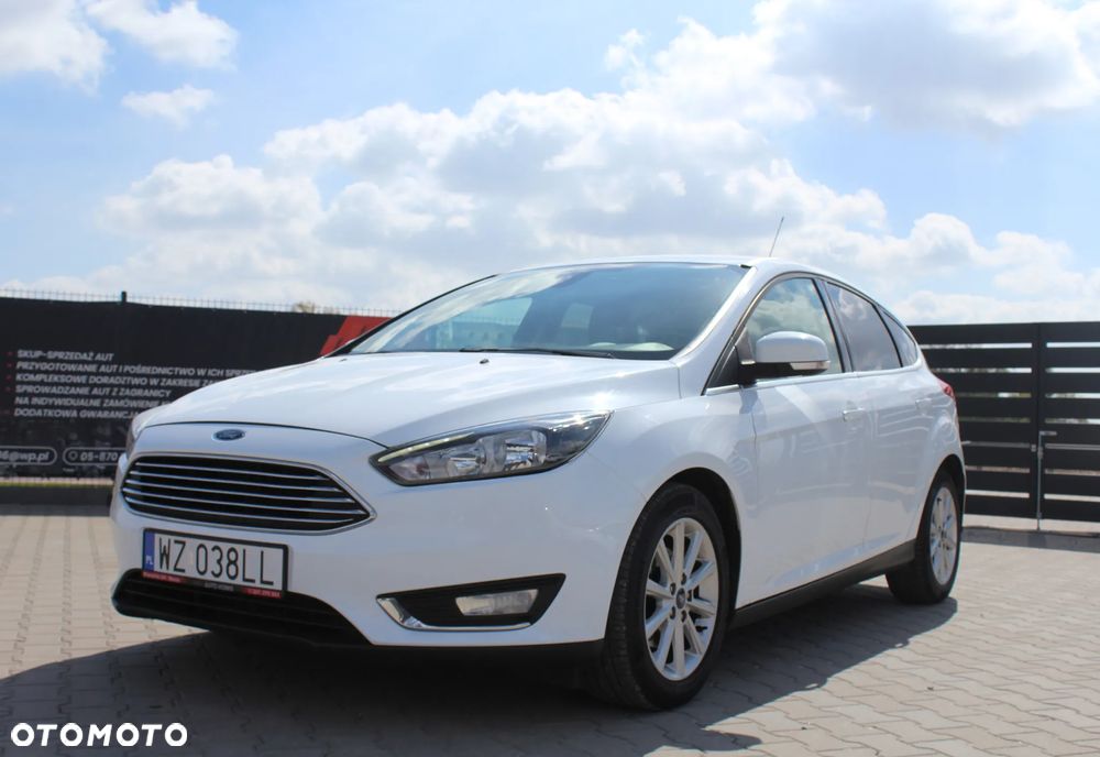 Ford Focus 1.0 EcoBoost Titanium - 4