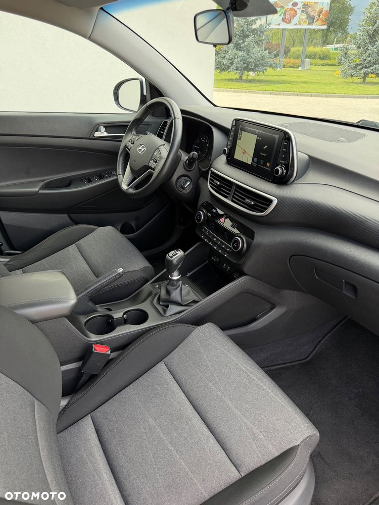 Hyundai Tucson 1.6 GDi 2WD Select - 27