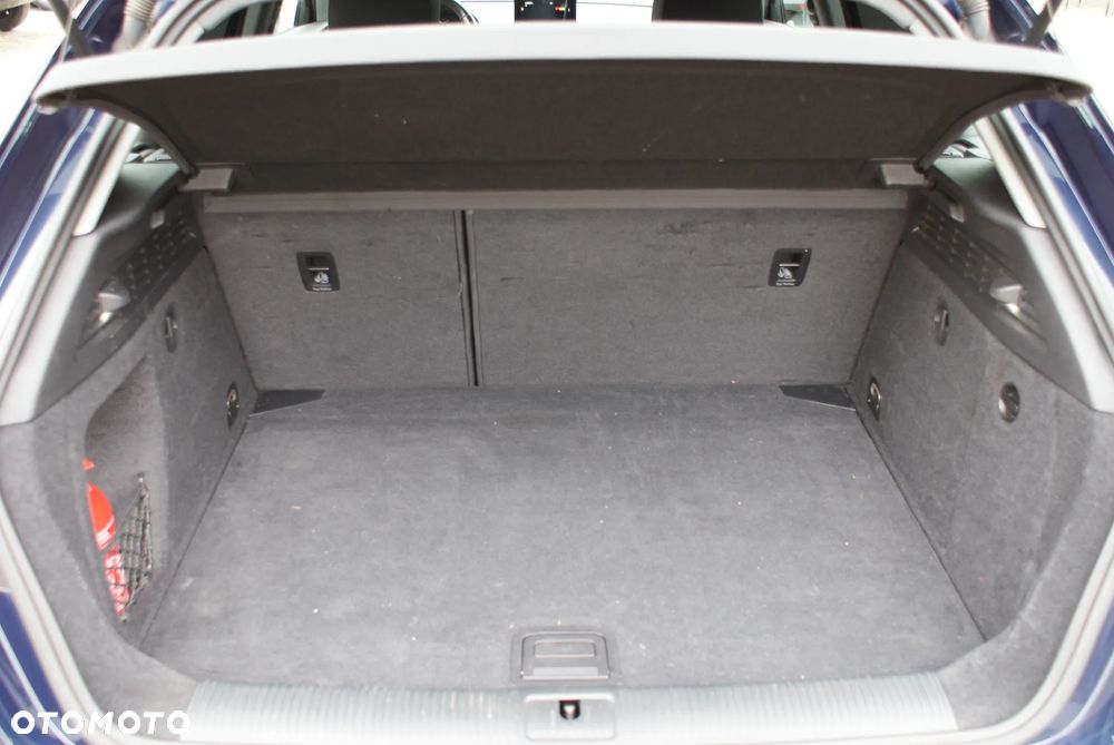 Audi A3 Sportback - 11