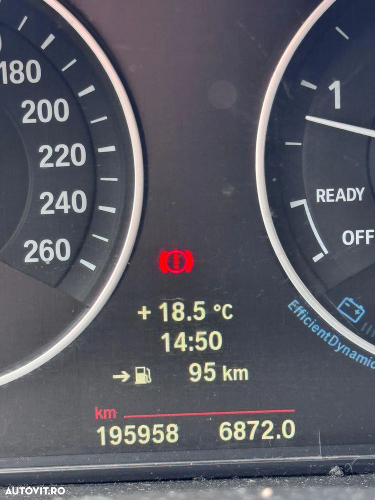 BMW Seria 3 318d Aut. Luxury Line - 16
