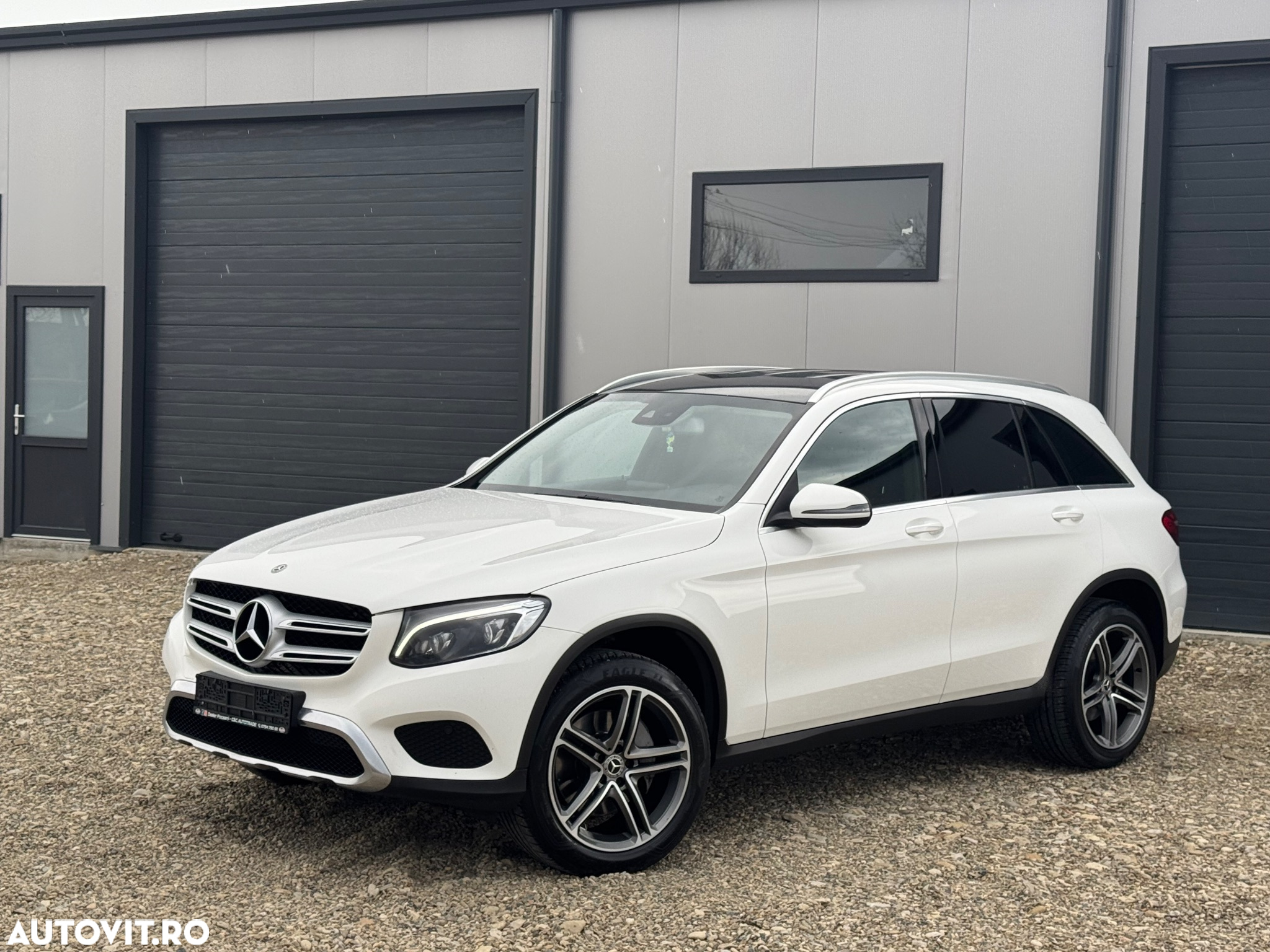 Mercedes-Benz GLC 220 d 4Matic 9G-TRONIC AMG Line - 17