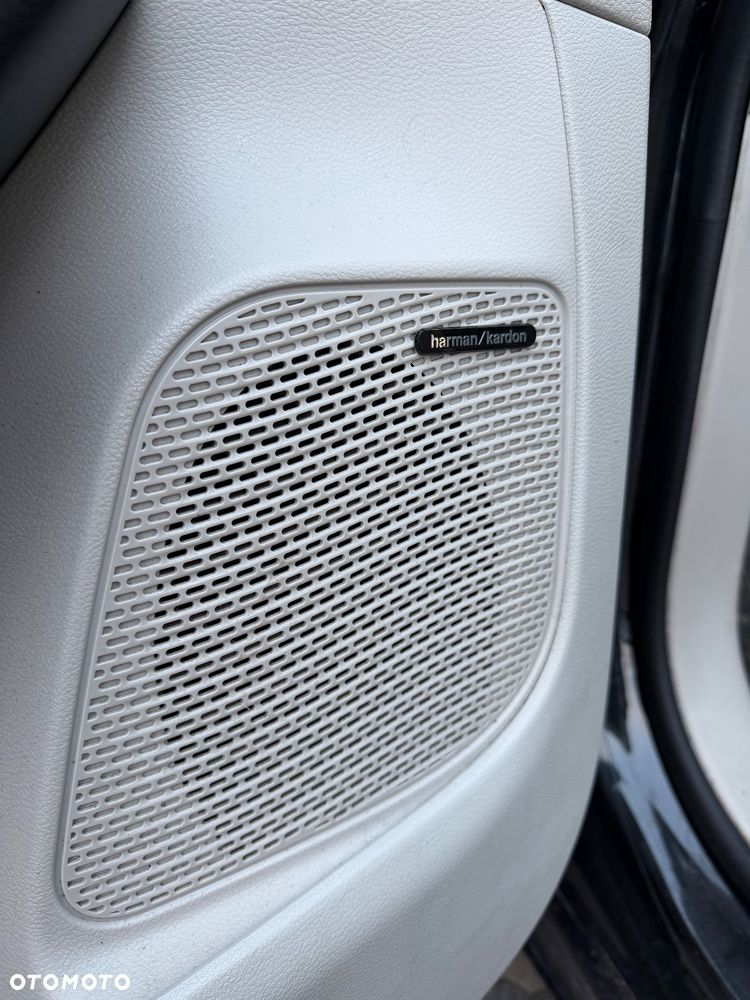 Chrysler Pacifica - 11