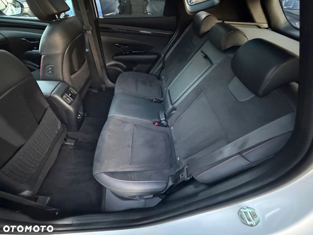 Hyundai Tucson 1.6 T-GDi 4WD N Line - 32